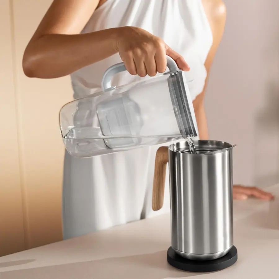 Carafe en verre bleu - 1 filtre à eau - Brita | Vente en Ligne