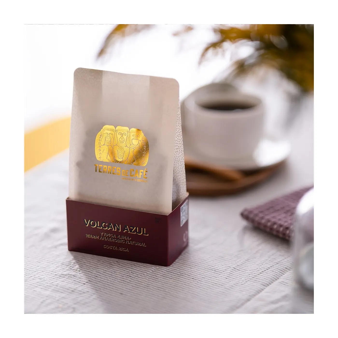 Specialty coffee by Terres de Café - Coffee Volcan Azul - Typica Lima